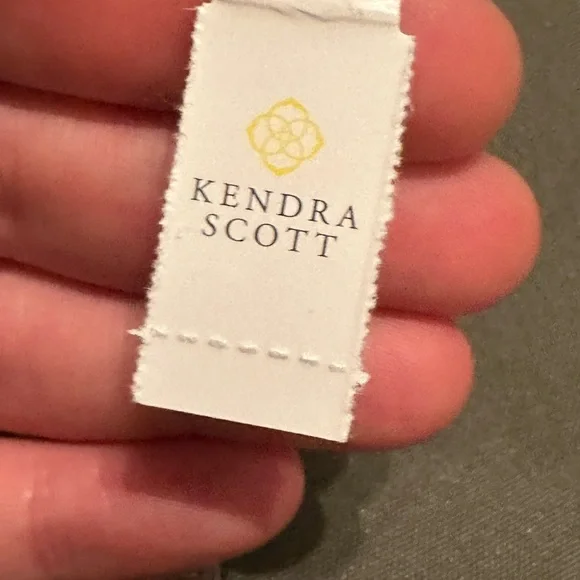 Kendra Scott Silver Necklace with Opalescent Pendant - Picture 3 of 4